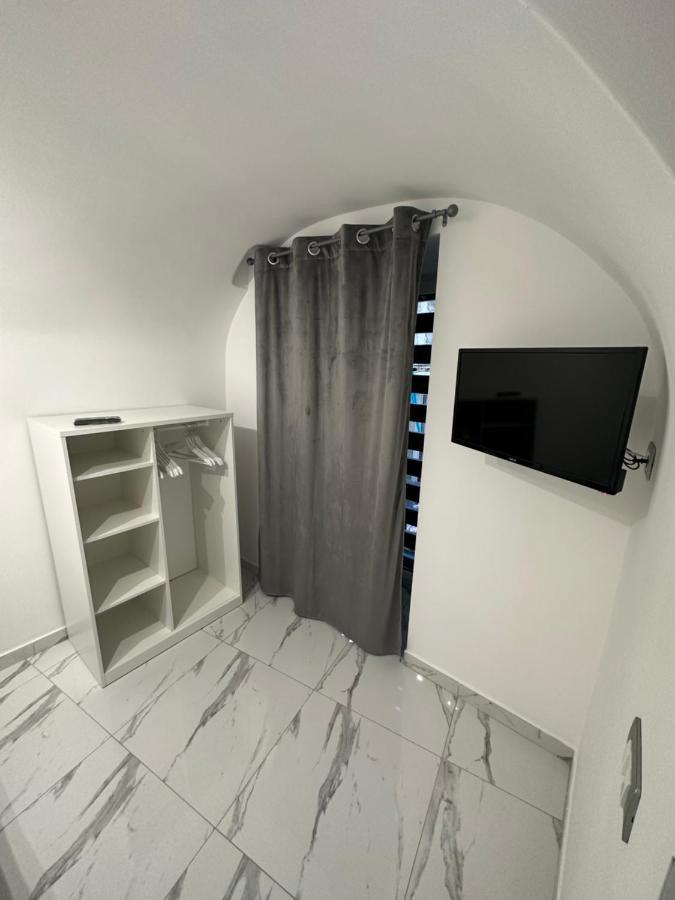 Mavy House Napoli Apartment ภายนอก รูปภาพ